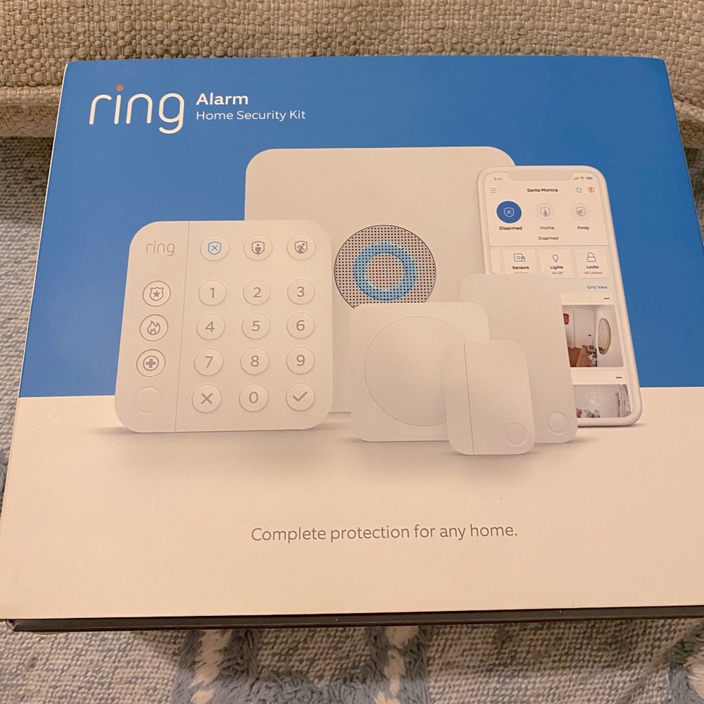 NIB Ring 5pc Alarm Home Security Kit